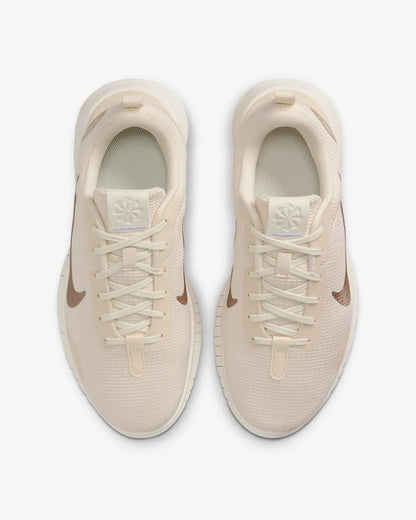 Women's Wide Fit Nike FZ4674-800 Flex Experience Run 12 Running Trainers