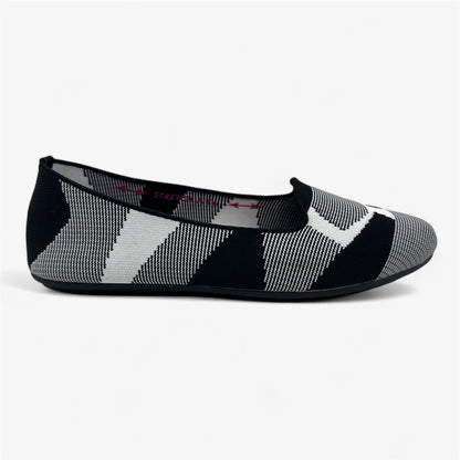 Skechers Cleo 2.0 Lady Sherlock Black White Womens Casual Stretch Fit Flat