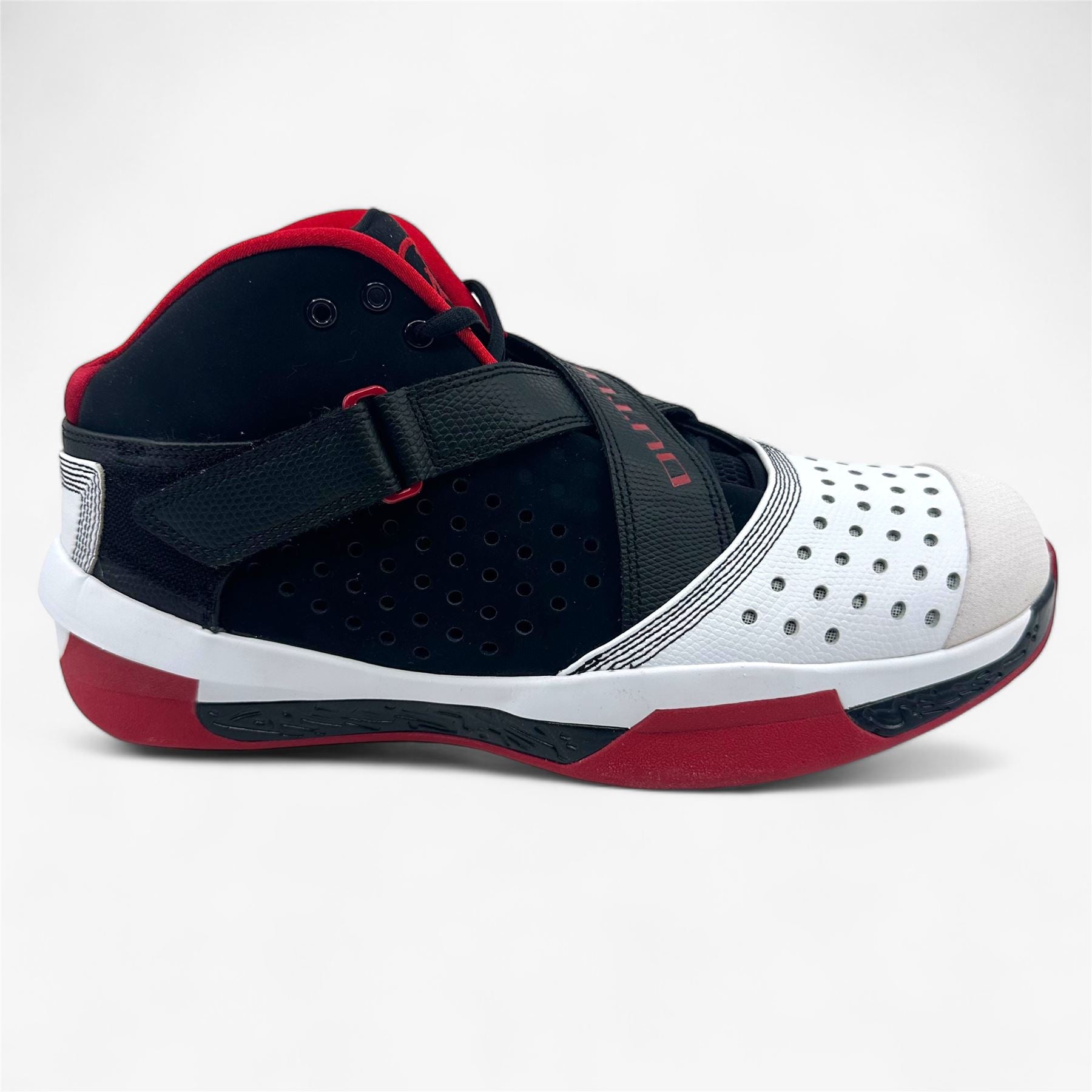 Jordan Air Jordan 2010 Outdoor White Varsity Red Outdoor Mens Athletic Sneaker