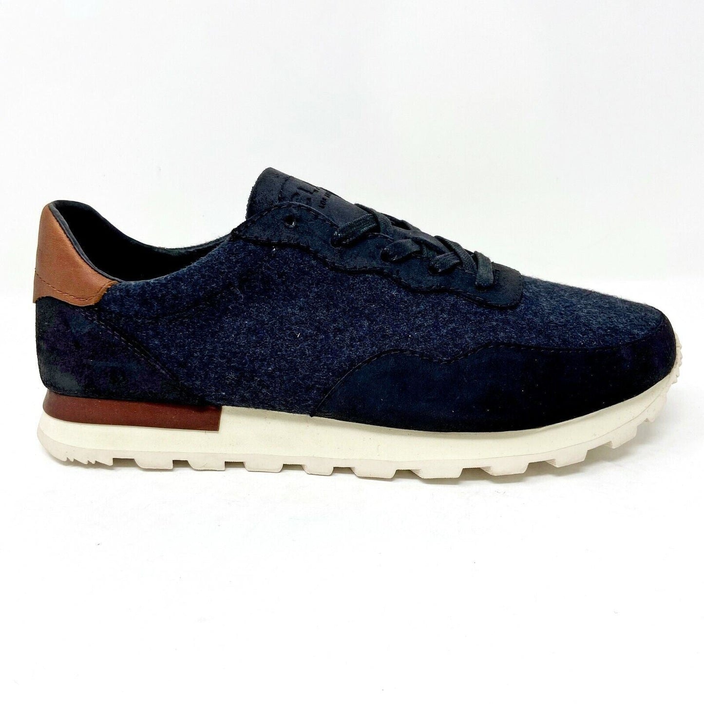 Clae Hoffman Premium Black Wool Cream Mens Size 7 Premium Sneakers