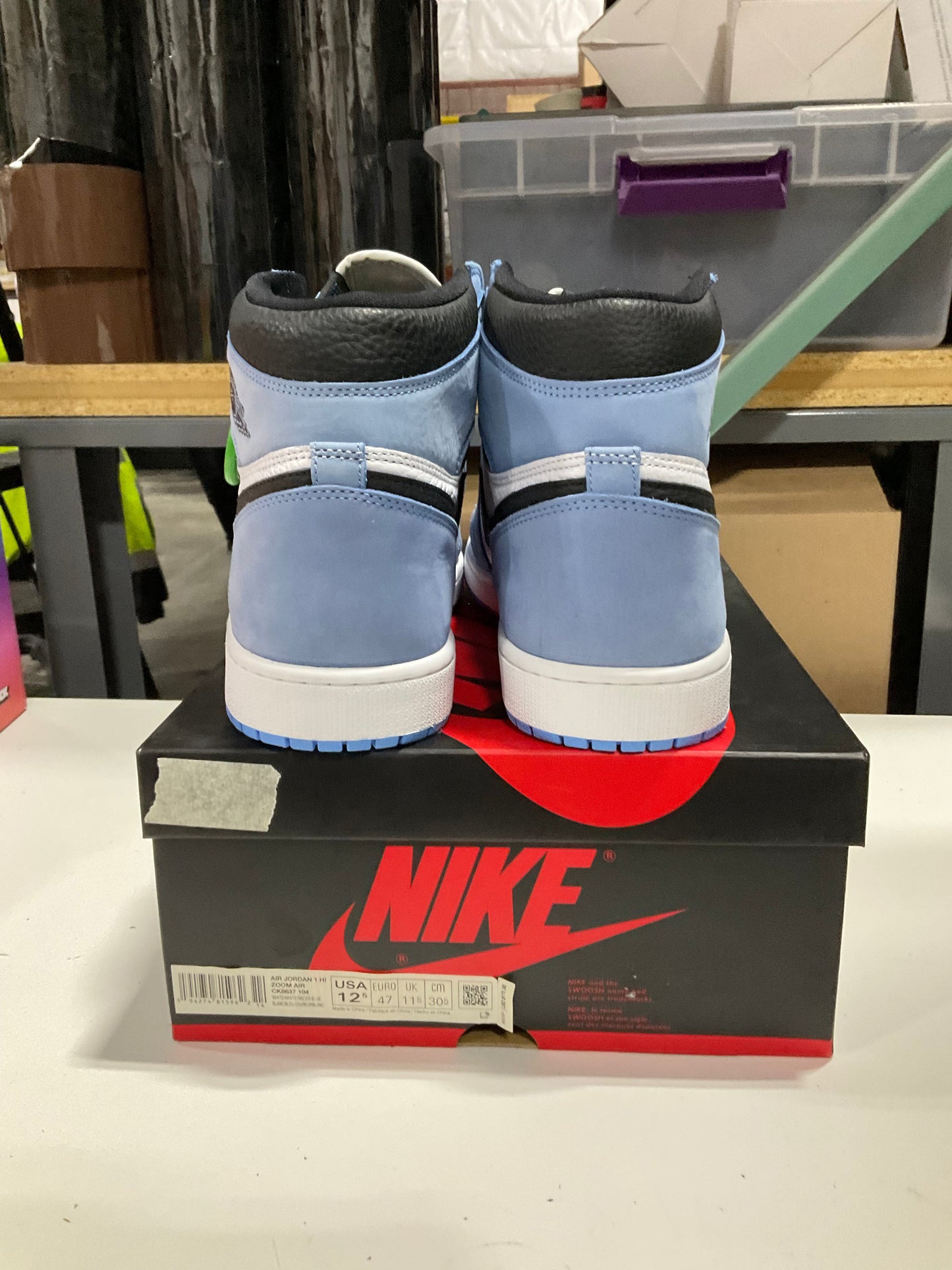 DS Jordan 1 University Blue *Conditional* Wrong Box