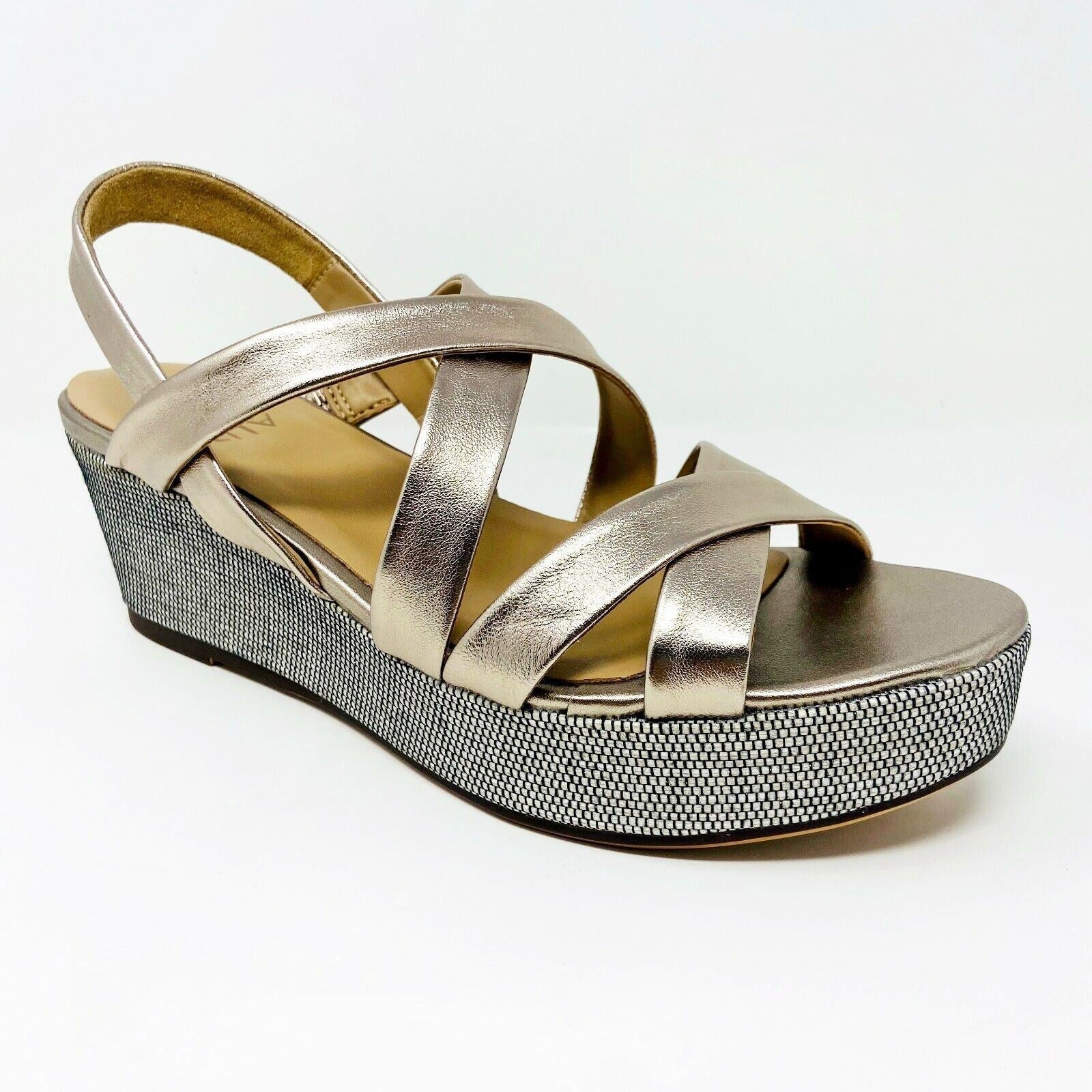 Naturalizer Unique Light Bronze Leather Womens Strap Wedge Sandals